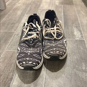 Ariat Black and Tan Patterned Sneakers